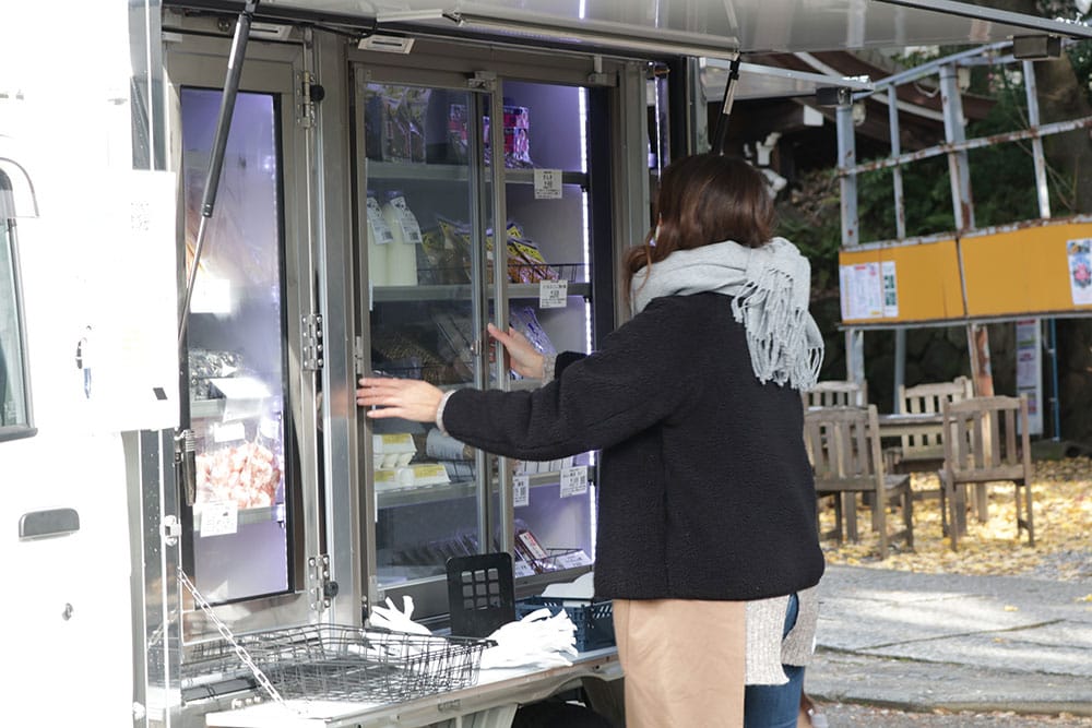 東京蔵屋敷.comの移動販売（蔵マルシェ）の仕事