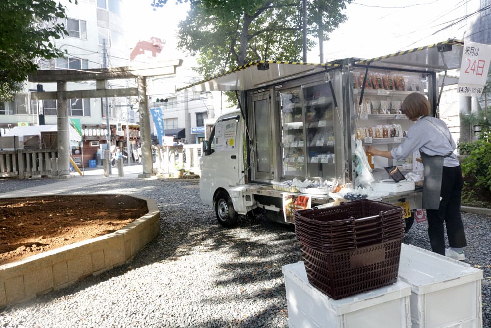 東京蔵屋敷.comの移動販売（蔵マルシェ）の仕事